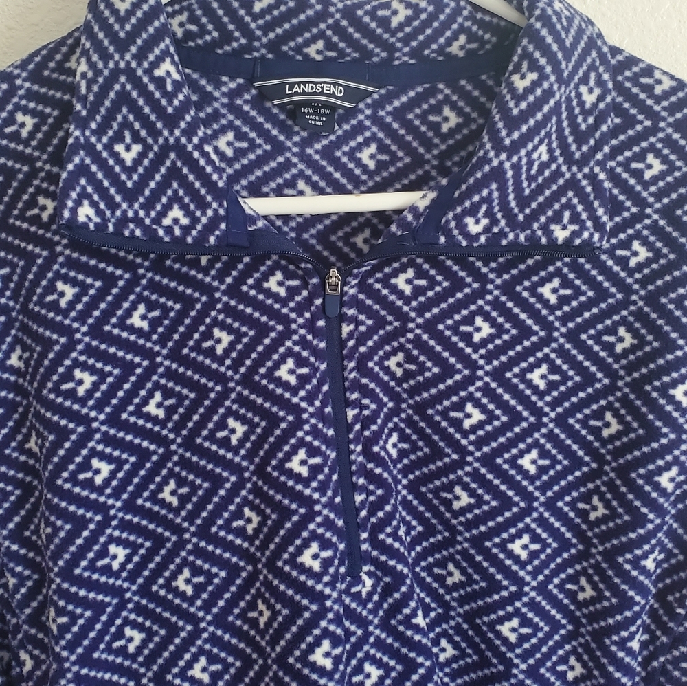 LANDS'END Sweatshirt womens top . - Picture 5 of 8